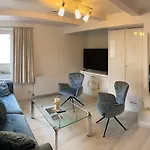 Haus Regina * Timmendorfer Strand